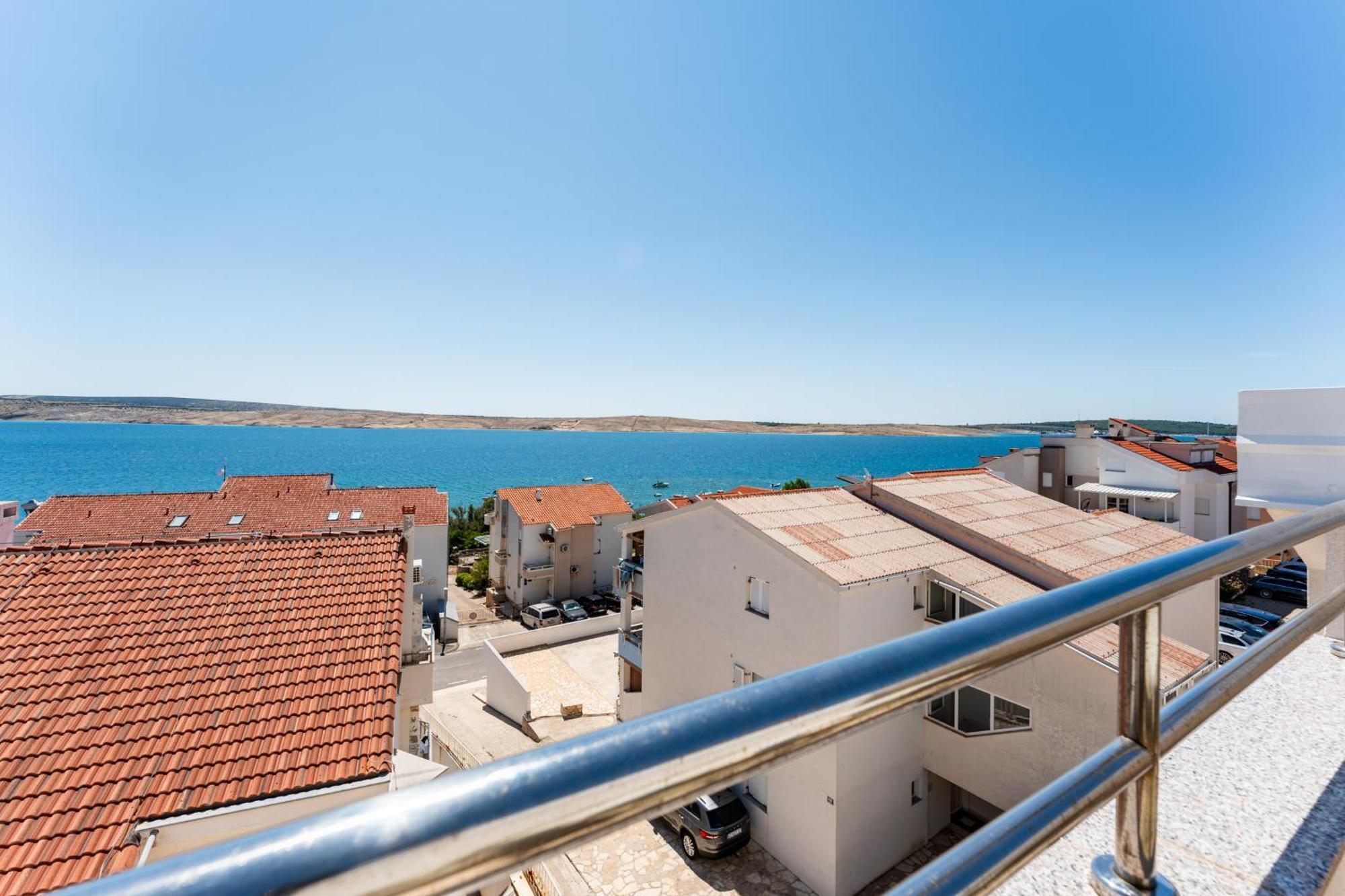 Apartments Barbati Novalja Exterior photo