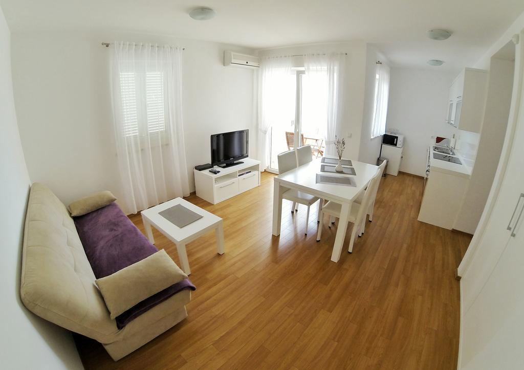 Apartments Barbati Novalja Exterior photo
